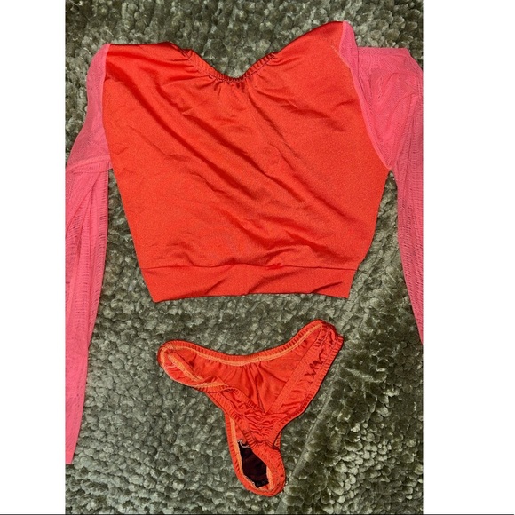 Orange long sleeve two piece - Picture 3 of 7